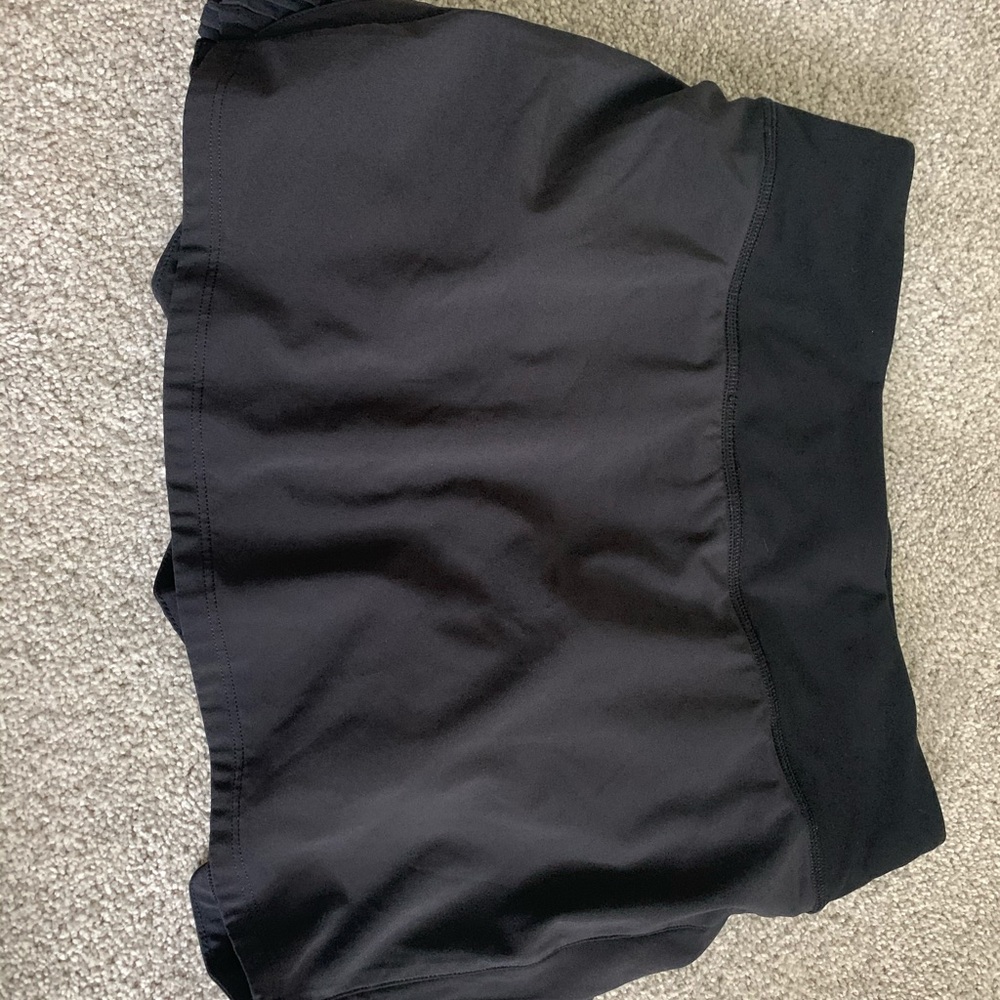 black lululemon skirt size 4